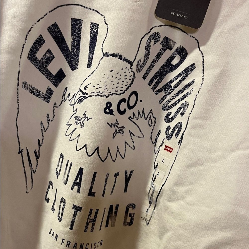 Levi's Cream Graphic Crewneck - Picture 2 of 8